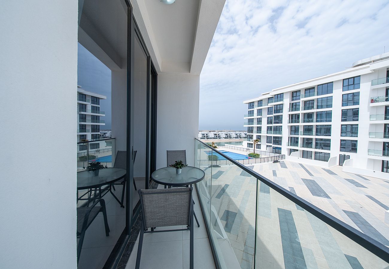 Apartment in Ajmal Makan - Modern 1BR In Blue Bay Walk Ajmal Makan