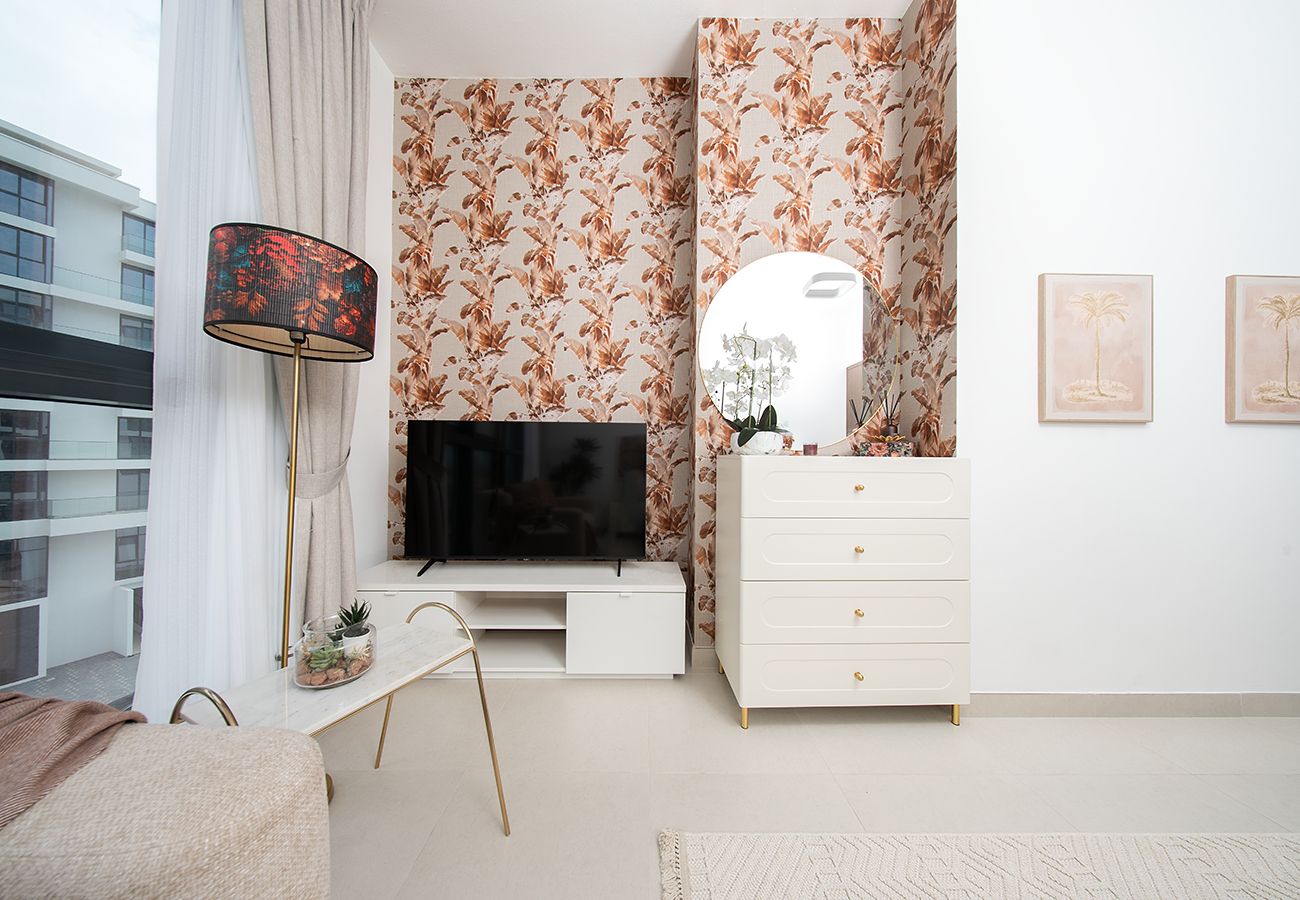 Studio in Ajmal Makan - Cozy Studio In Blue Bay Walk Ajmal Makan