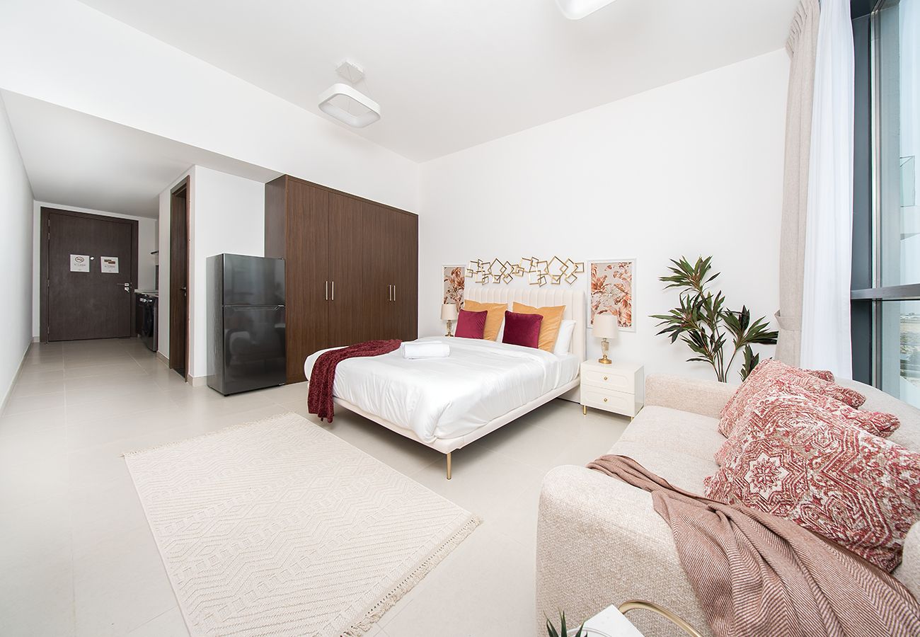 Studio in Ajmal Makan - Cozy Studio In Blue Bay Walk Ajmal Makan