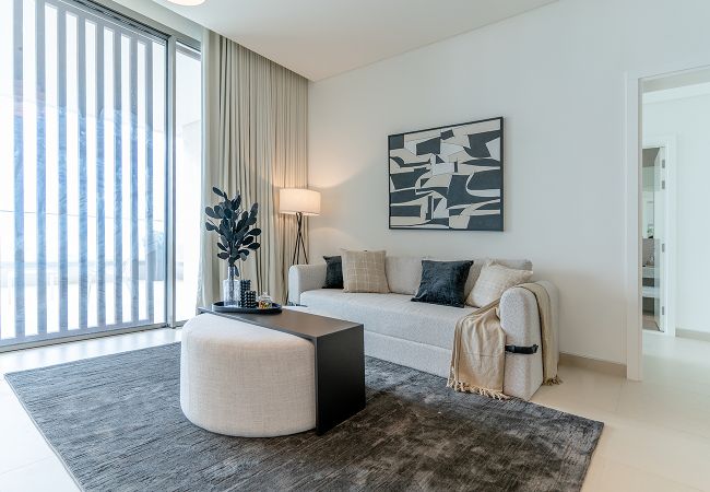 Apartment in Ajman - Stylish 1BR in Al Zohra Seaside Hills with Beachside Living