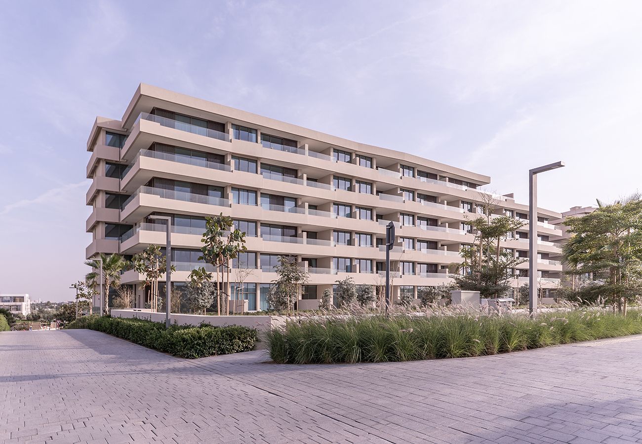 Apartment in Ajman - Stylish 1BR in Al Zohra Seaside Hills with Beachside Living