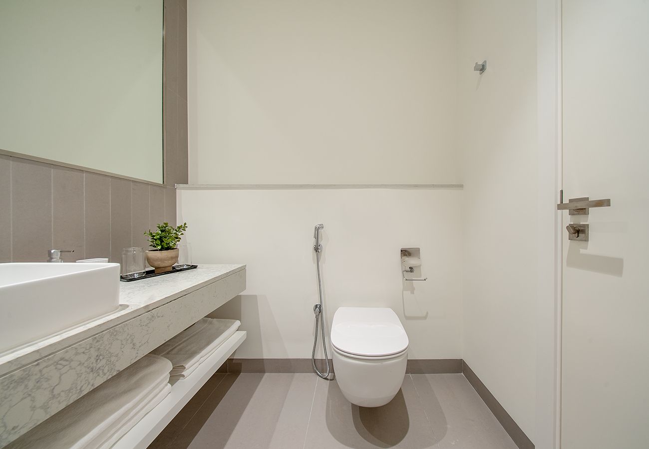 Apartment in Ajman - Stylish 1BR in Al Zohra Seaside Hills with Beachside Living