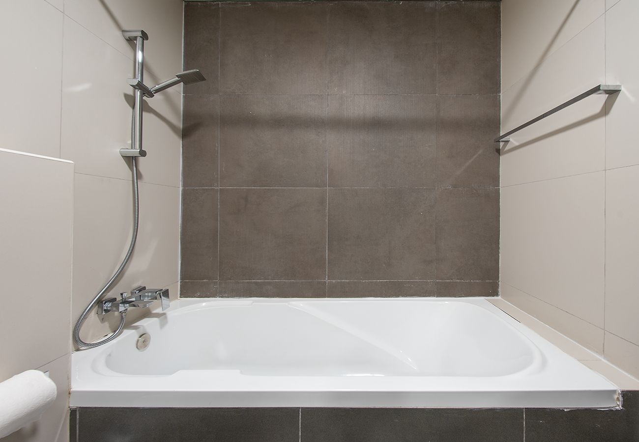 Studio in Dubai - Cozy Studio in Living Garden 2 JVC