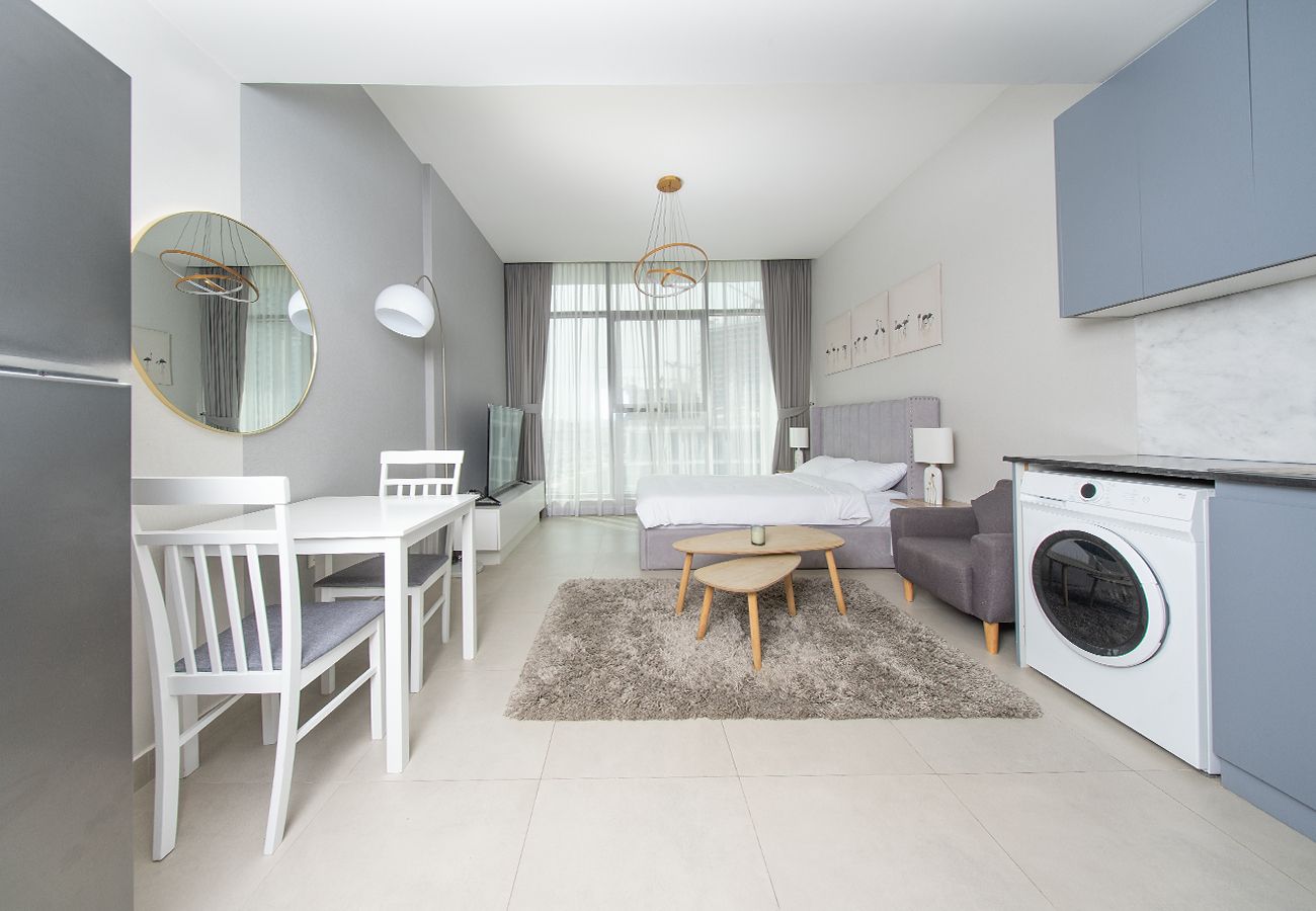 Studio in Dubai - Cozy Studio in Living Garden 2 JVC