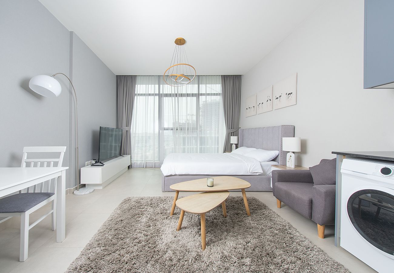 Studio in Dubai - Cozy Studio in Living Garden 2 JVC