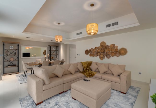 Villa in Dubai - Spacious 5BR Villa DAMAC HILLS 2 ASTER 