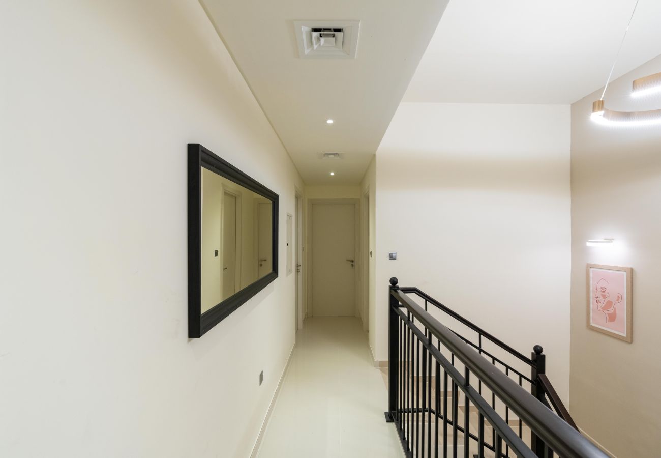 Villa in Dubai - Spacious 5BR Villa DAMAC HILLS 2 ASTER 