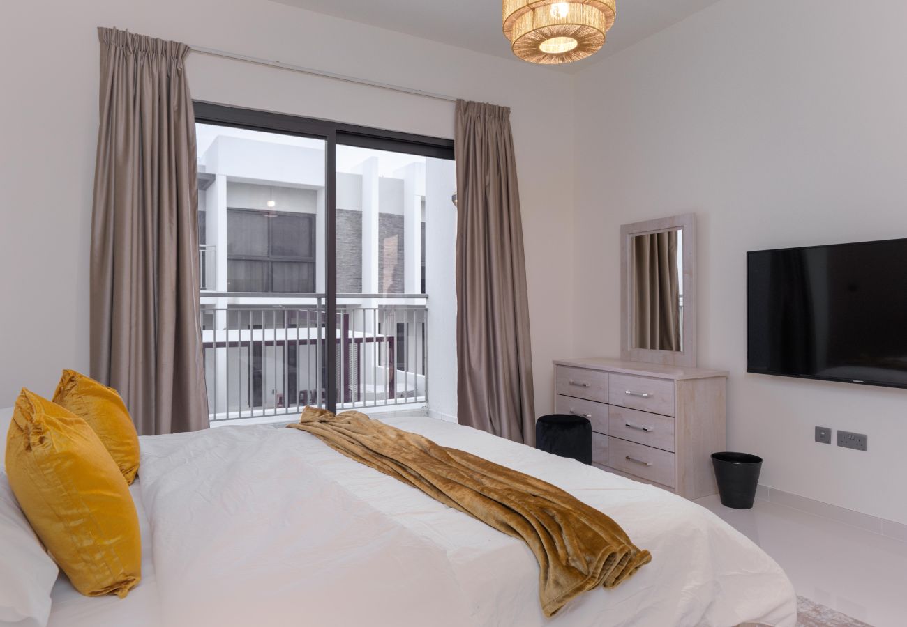 Villa in Dubai - Spacious 5BR Villa DAMAC HILLS 2 ASTER 