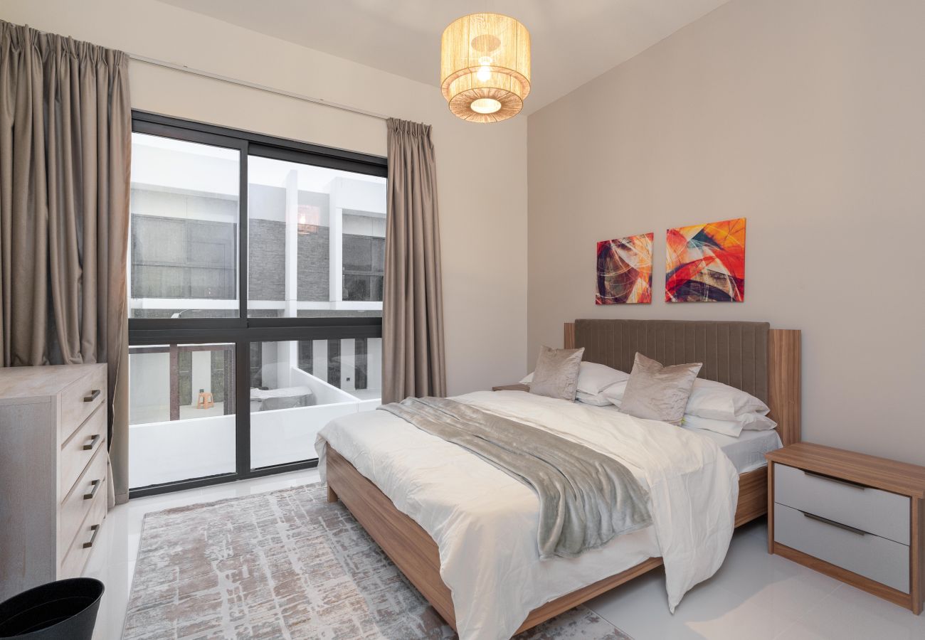 Villa in Dubai - Spacious 5BR Villa DAMAC HILLS 2 ASTER 