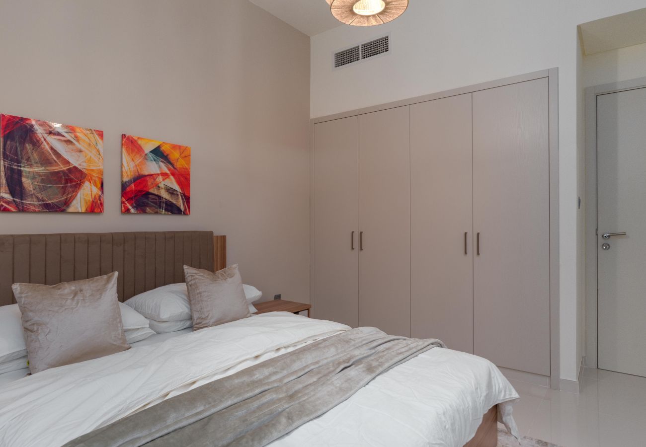 Villa in Dubai - Spacious 5BR Villa DAMAC HILLS 2 ASTER 