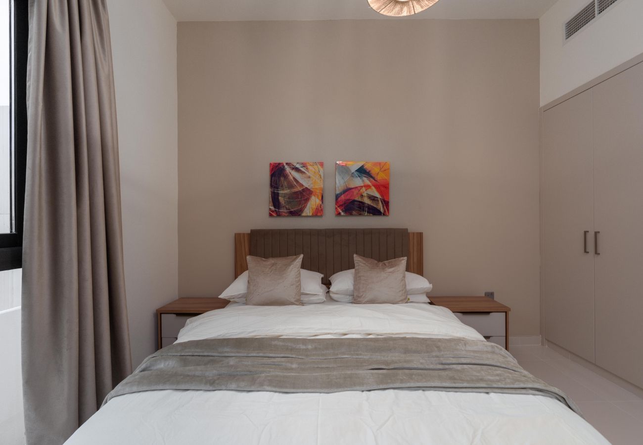 Villa in Dubai - Spacious 5BR Villa DAMAC HILLS 2 ASTER 