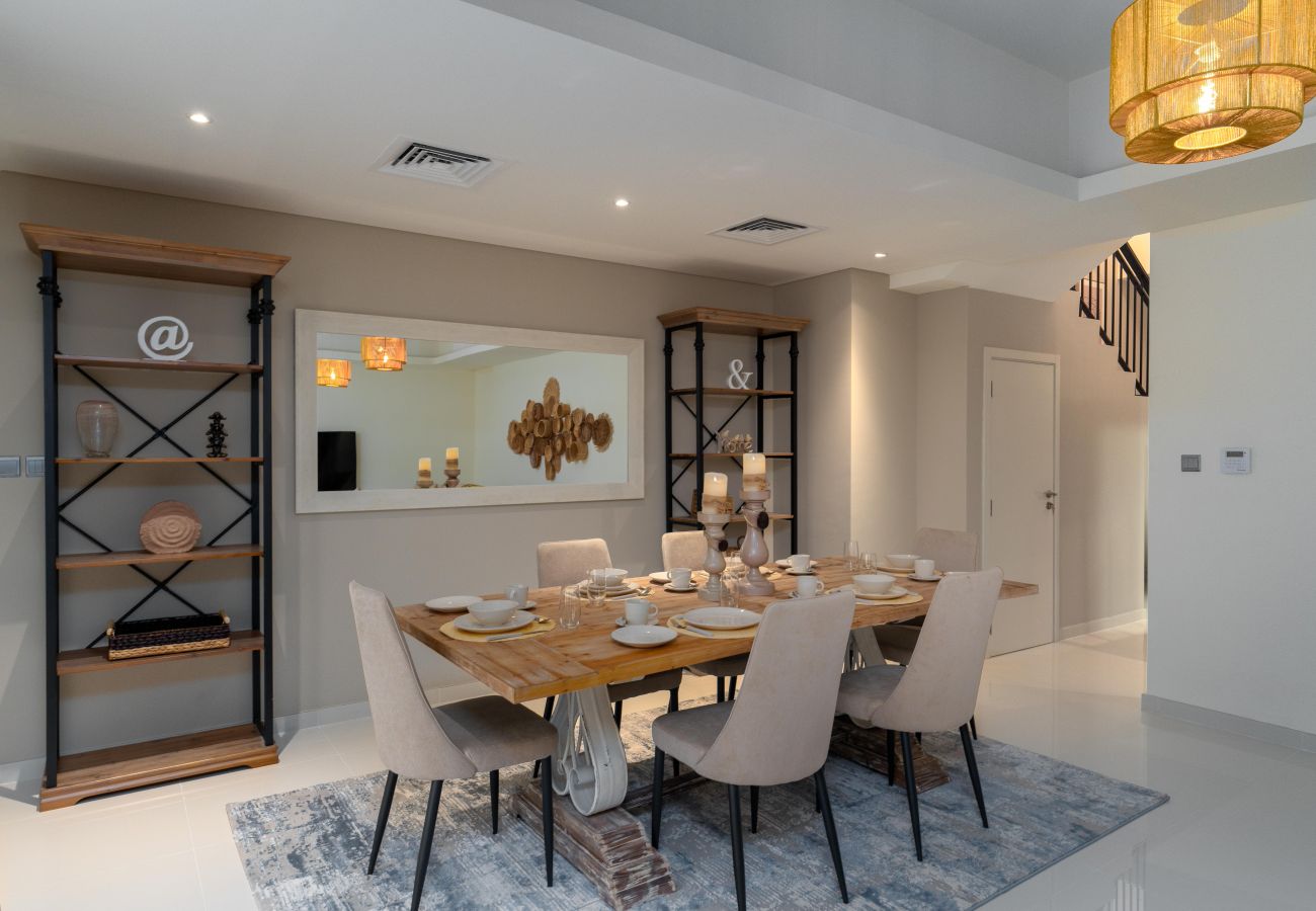 Villa in Dubai - Spacious 5BR Villa DAMAC HILLS 2 ASTER 