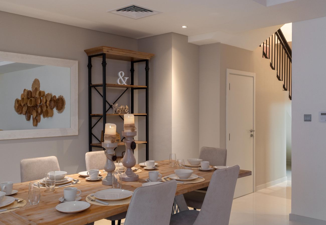 Villa in Dubai - Spacious 5BR Villa DAMAC HILLS 2 ASTER 