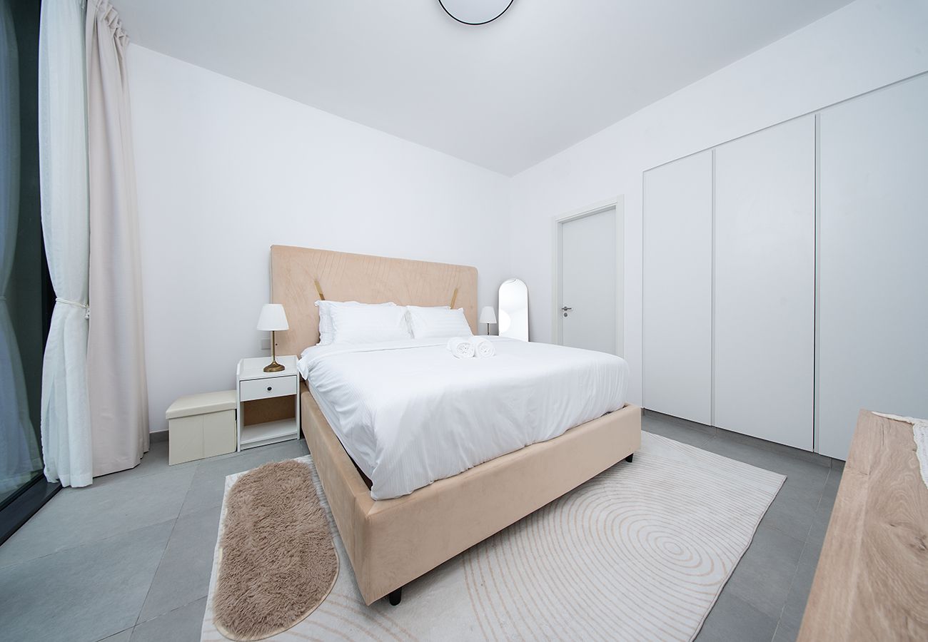 Apartment in Sharjah - Modern 1BR in Tiraz 4, Aljada