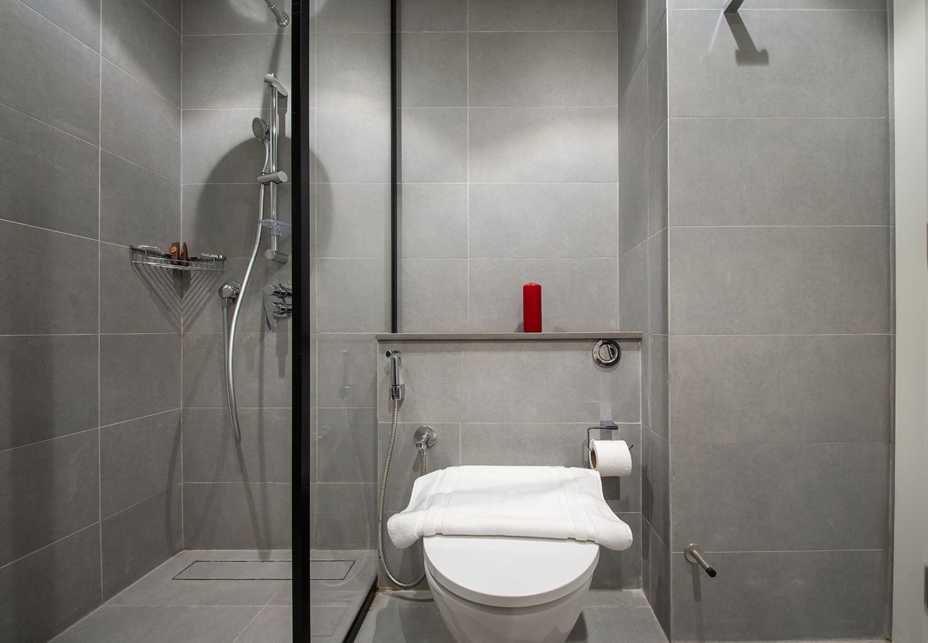 Apartment in Sharjah - Modern 1BR in Tiraz 4, Aljada