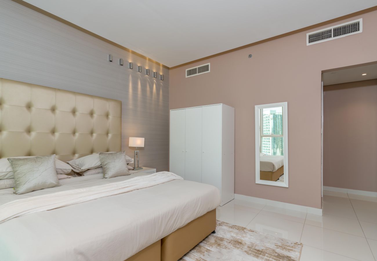 Apartment in Dubai - Modern 1BR in DAMAC Voleo Prime Location