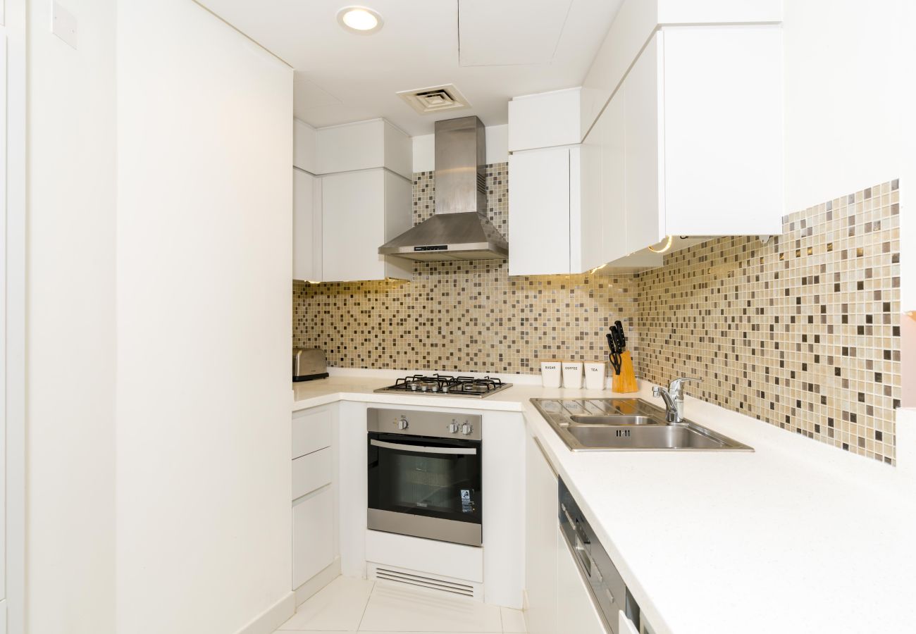 Apartment in Dubai - Modern 1BR in DAMAC Voleo Prime Location