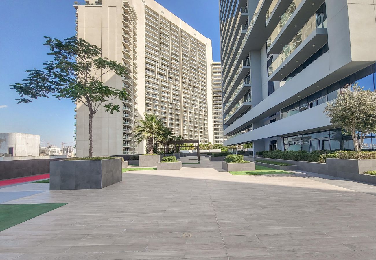 Studio in Dubai - Cozy Studio in Bloom Heights Prime Location