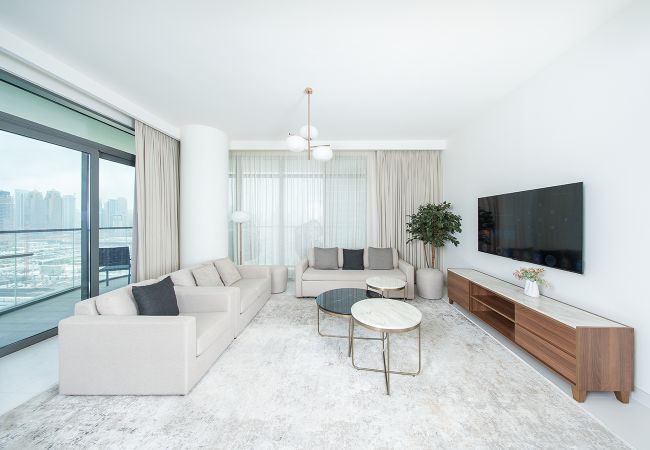 Apartment in Dubai - Elegant 3BR plus Maid in Marina Vista