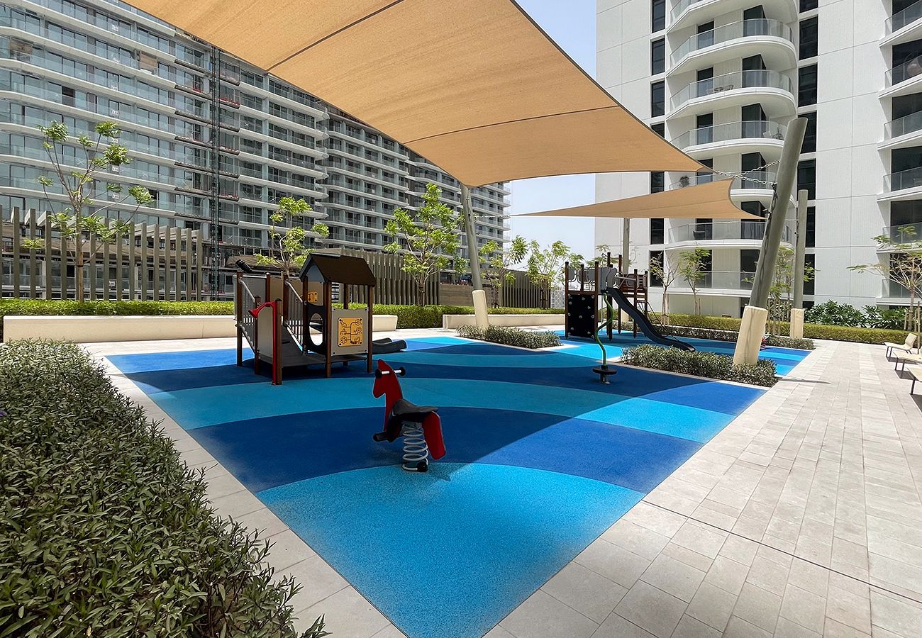 Apartment in Dubai - Beachfront 1BR at Palace Residence