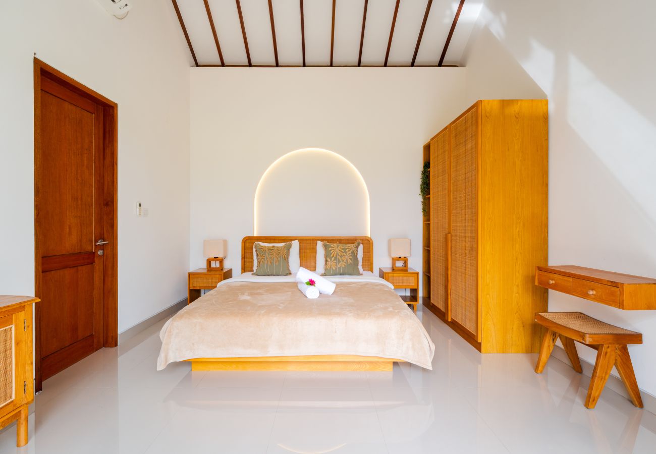 Villa in Pererenan - Charming Villa with Rice Field & Mountain Views