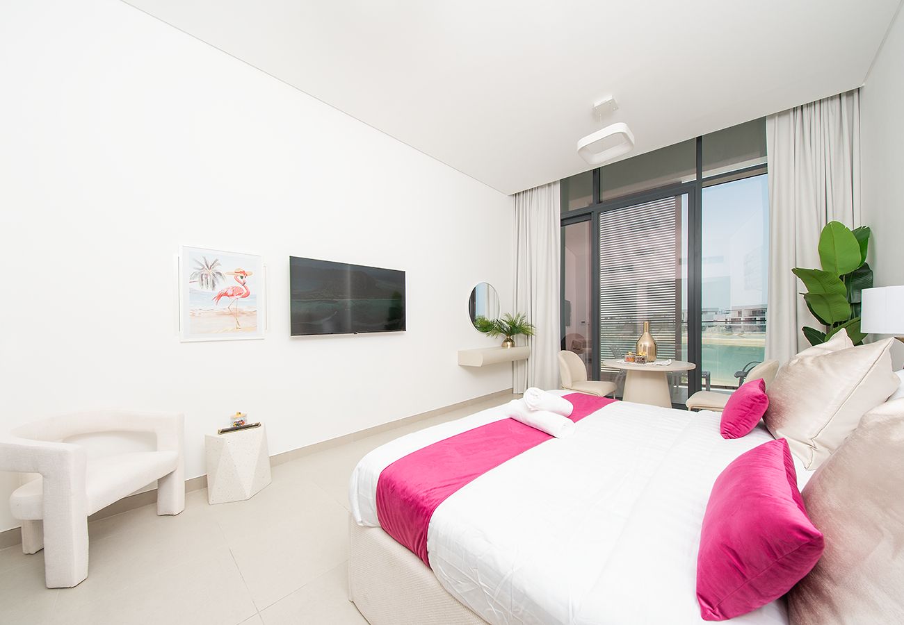 Studio in Ajmal Makan - Seaview Studio with Balcony In Blue Bay Walk