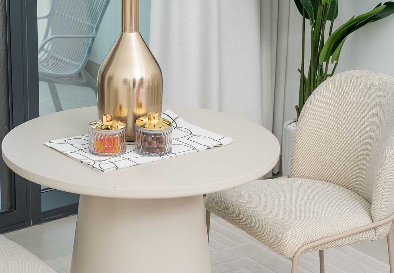 Studio in Ajmal Makan - Seaview Studio with Balcony In Blue Bay Walk