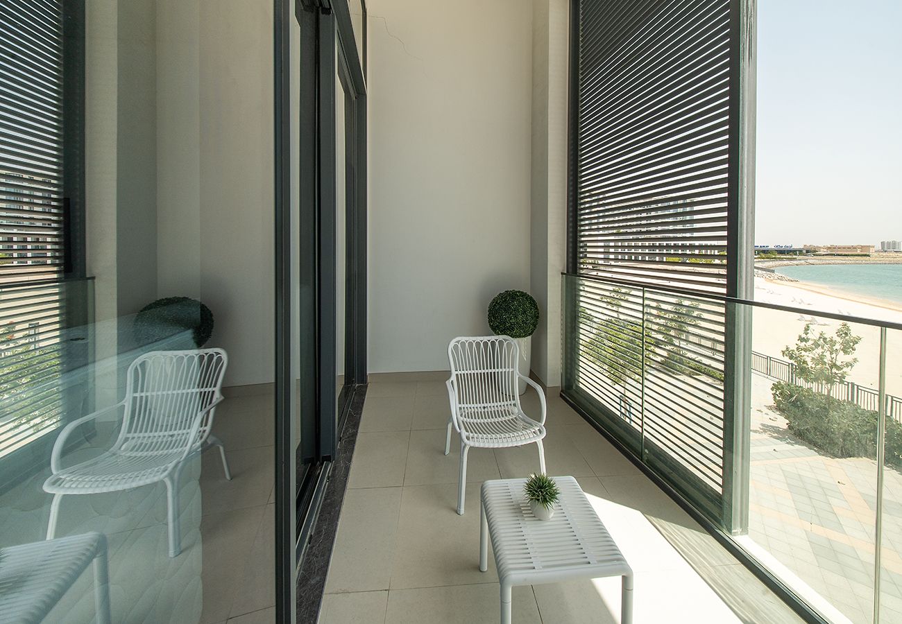 Studio in Ajmal Makan - Seaview Studio with Balcony In Blue Bay Walk